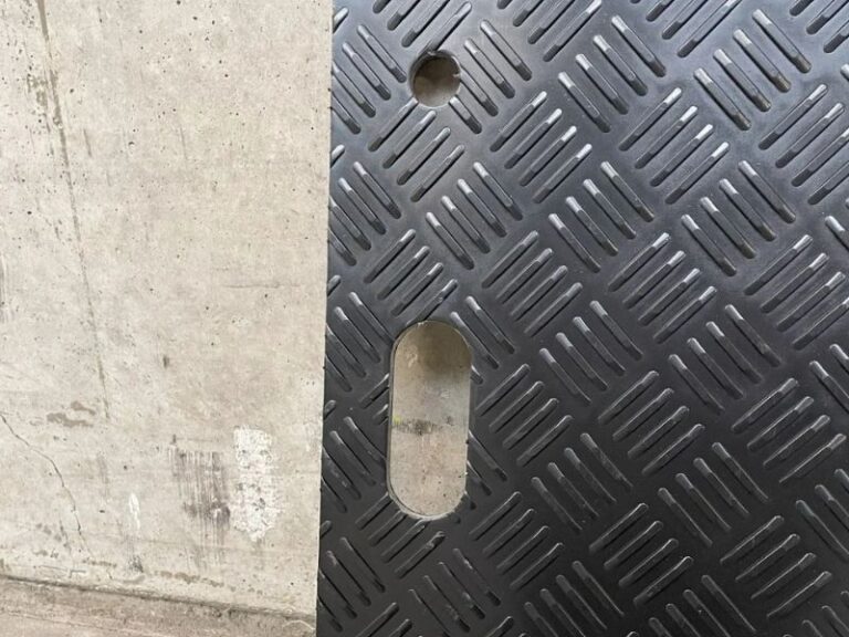 Håndtag og Huller 01